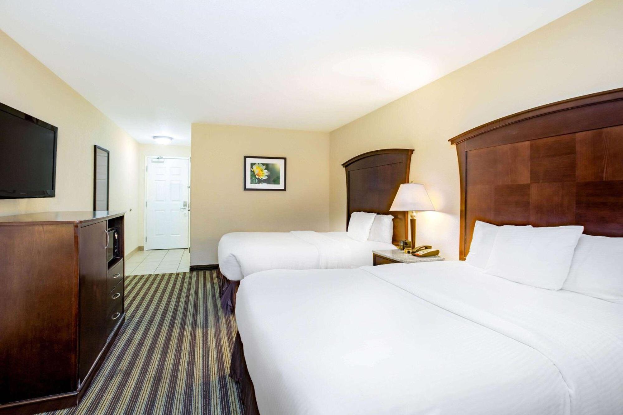 La Quinta By Wyndham Fowler Hotel Eksteriør billede