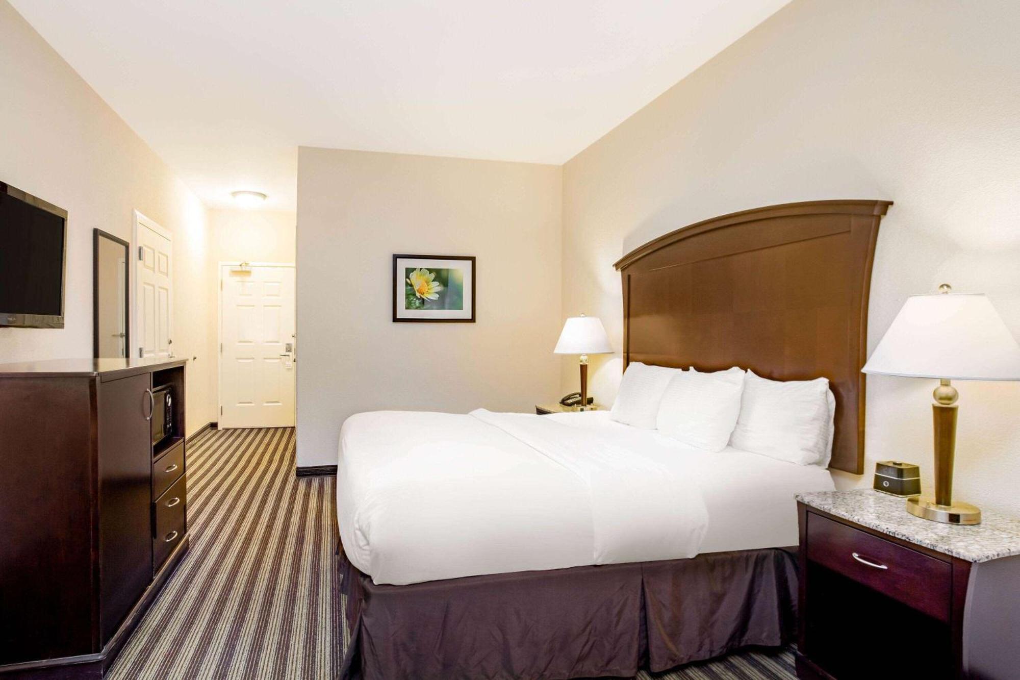 La Quinta By Wyndham Fowler Hotel Eksteriør billede